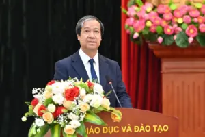 Bộ trưởng GD&ĐT Nguyễn Kim Sơn phát biểu tại hội thảo